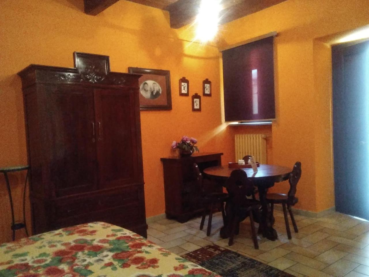 Bed and Breakfast Cascina Baresane à Alba  Extérieur photo